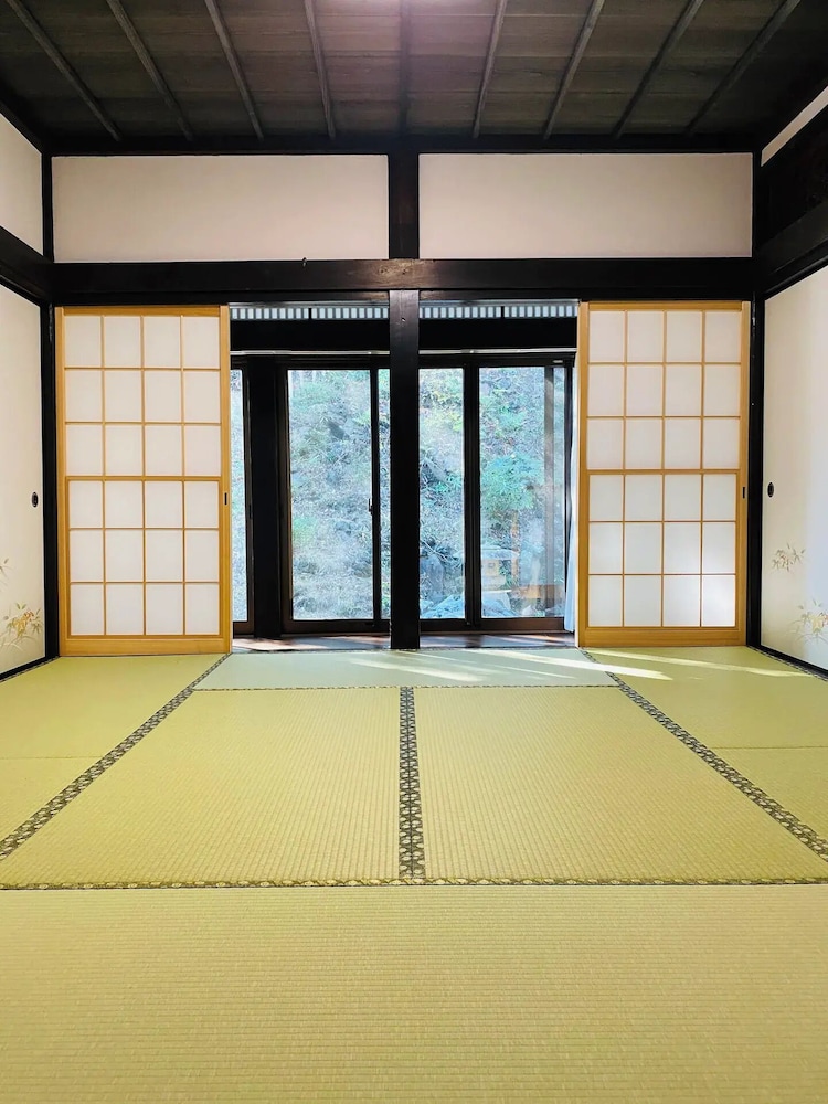 デラックス ハウス 客室13 | 一宿一景一生縁・千葉県四街道