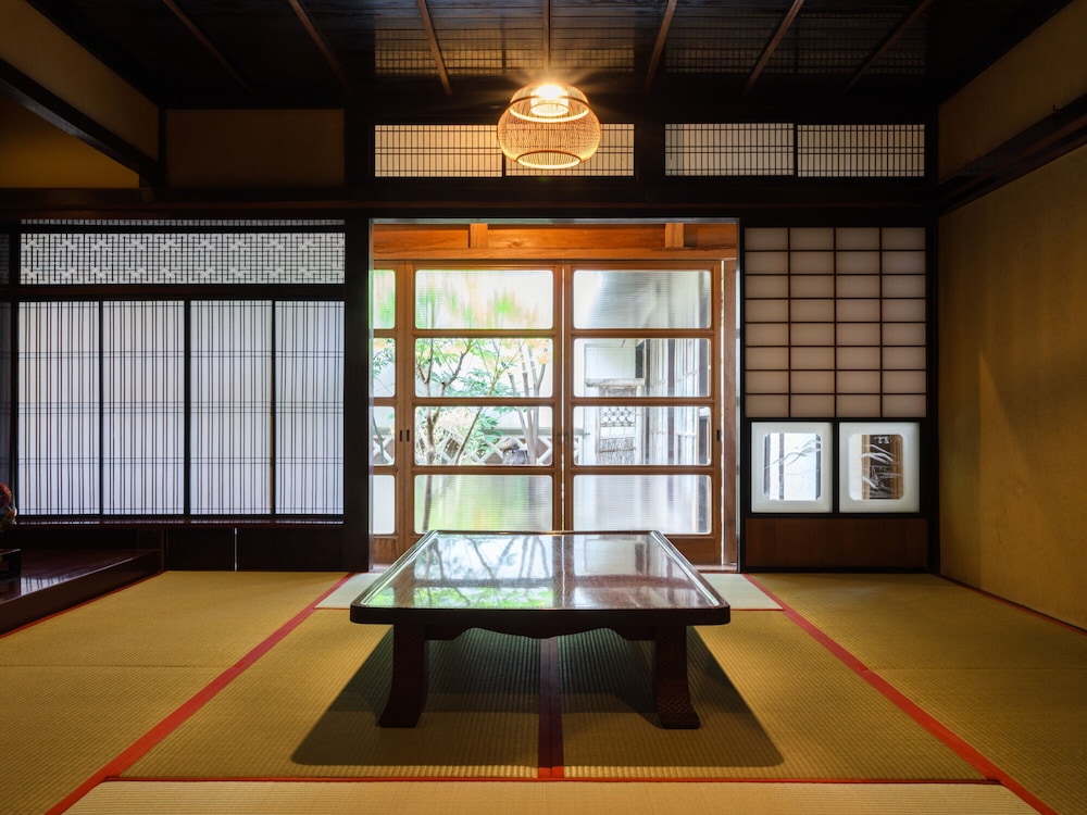 釜屋 「潮花 」－KAMAYA Shiobana－＜4名定員＞ 禁煙 | RITA 出雲鷺浦