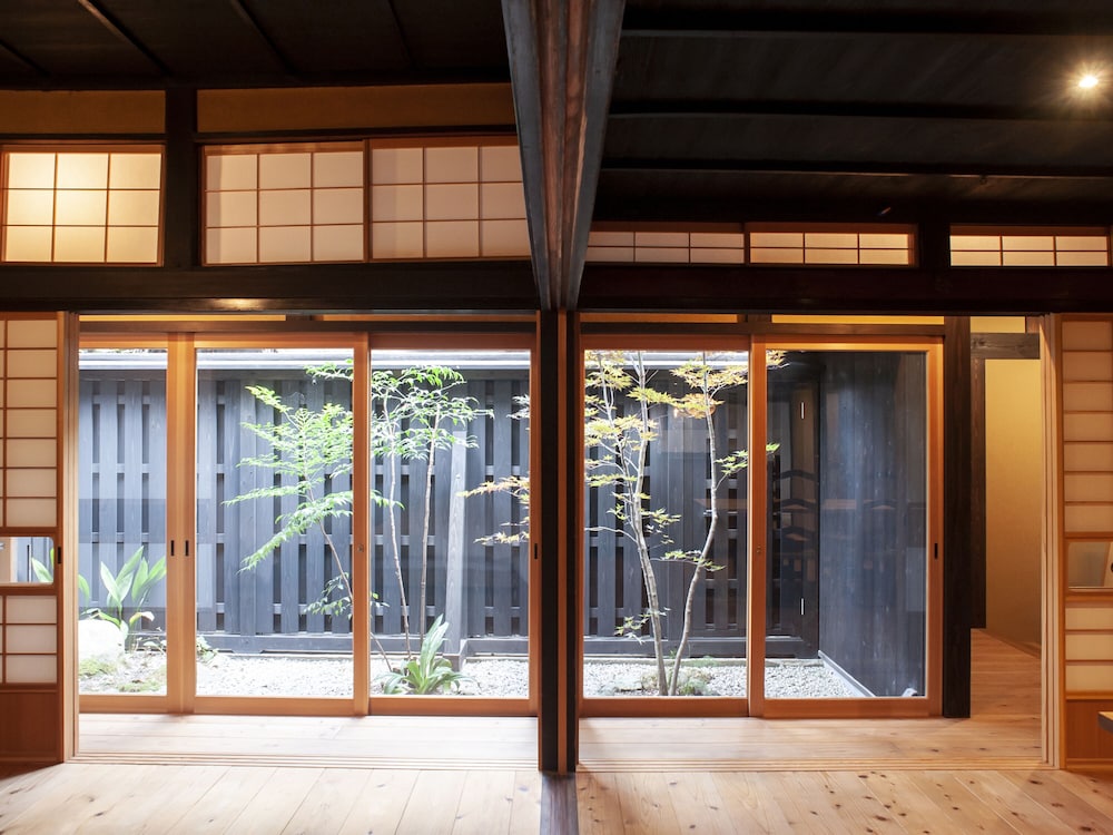 濱古屋 「左舷」－HAMAKOYA Sagen－（はなれ1棟・2ベッドルームあり）＜6名定員＞ 禁煙 客室5 | RITA 出雲鷺浦