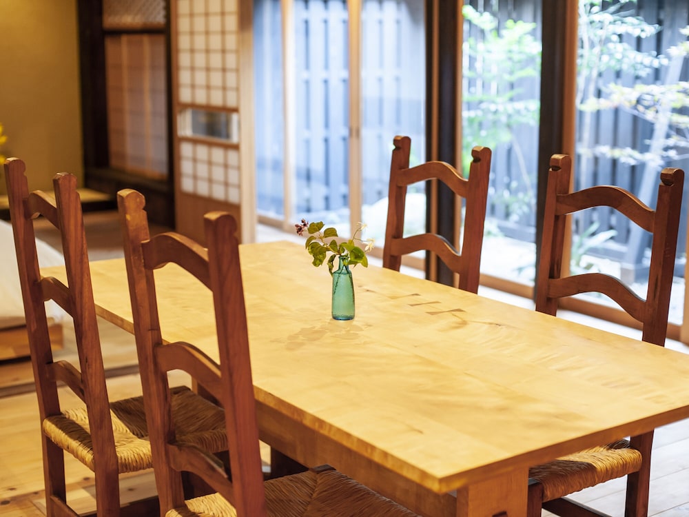 濱古屋 「左舷」－HAMAKOYA Sagen－（はなれ1棟・2ベッドルームあり）＜6名定員＞ 禁煙 客室11 | RITA 出雲鷺浦