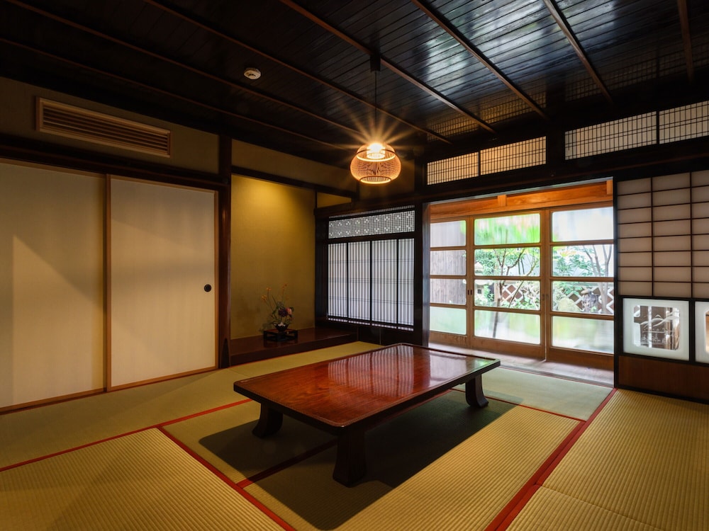 釜屋 「潮花 」－KAMAYA Shiobana－＜4名定員＞ 禁煙 客室7 | RITA 出雲鷺浦