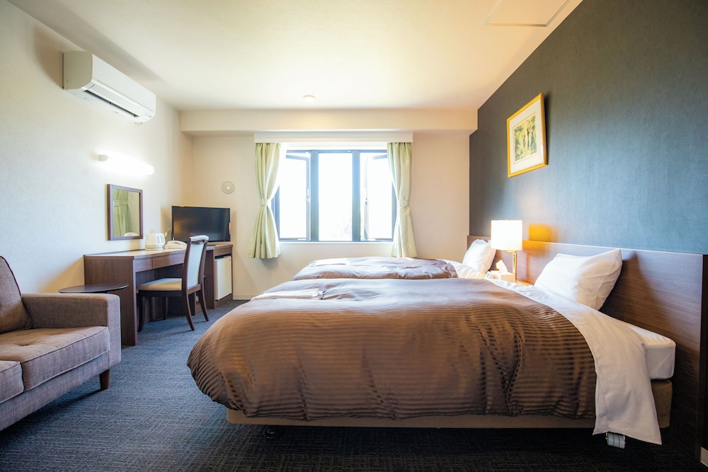 ツインルーム 禁煙 客室1 | 宇佐ホテルリバーサイド