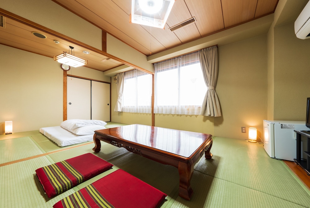 トラディショナル ルーム 禁煙 | 宇佐ホテルリバーサイド