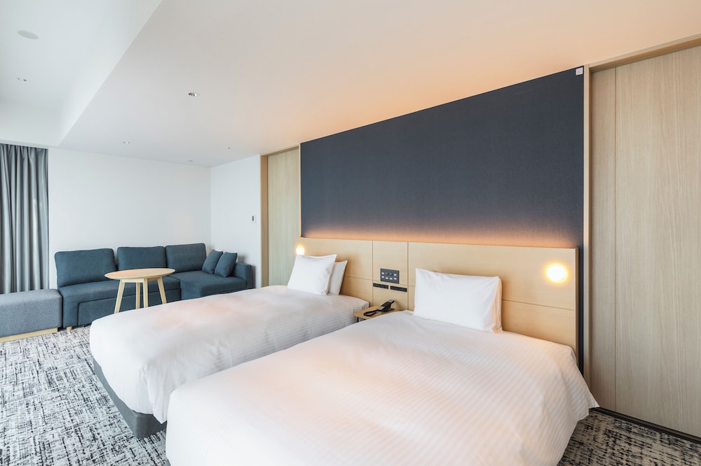 デラックスコーナーツイン 禁煙 | 相鉄ホテルズ ザ・スプラジール 横浜