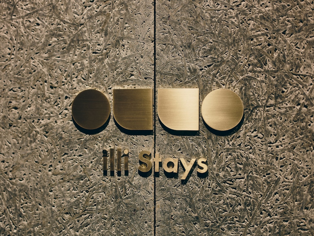 フロント1 | illi Mani Shibuya