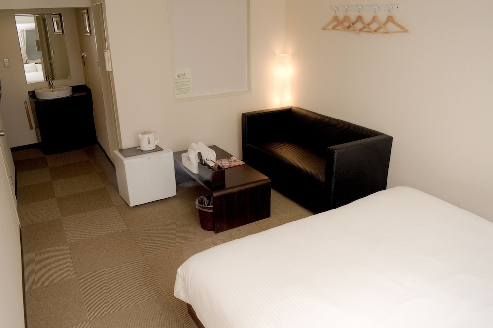 デラックス ダブルルーム 客室5 | HOTEL G-CUE 大阪谷町