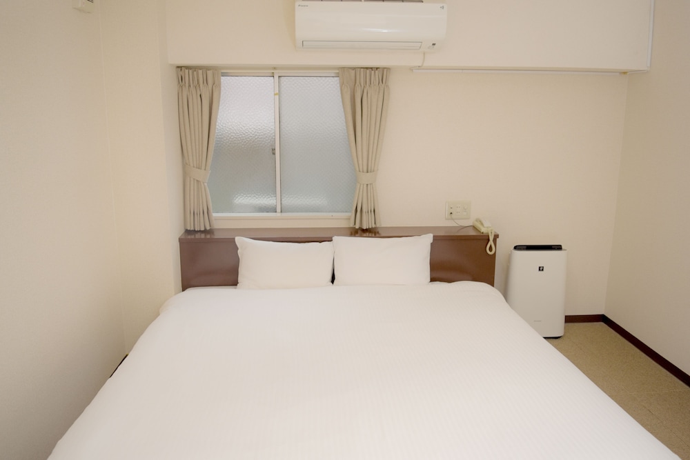 デラックス ダブルルーム 客室2 | HOTEL G-CUE 大阪谷町