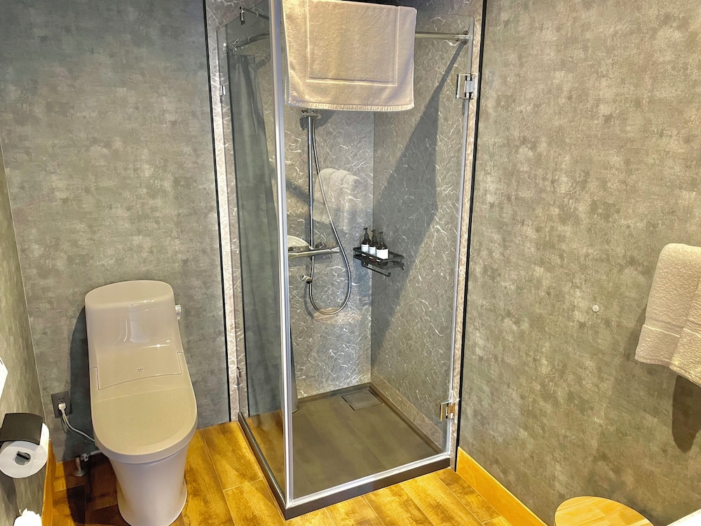 ラグジュアリー テント 1 ベッドルーム 禁煙 冷蔵庫 バスルーム0 | レドンド秋吉台