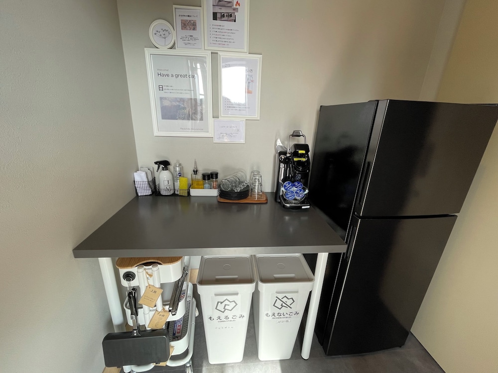 ラグジュアリー テント 1 ベッドルーム 禁煙 冷蔵庫 専用キッチン0 | レドンド秋吉台