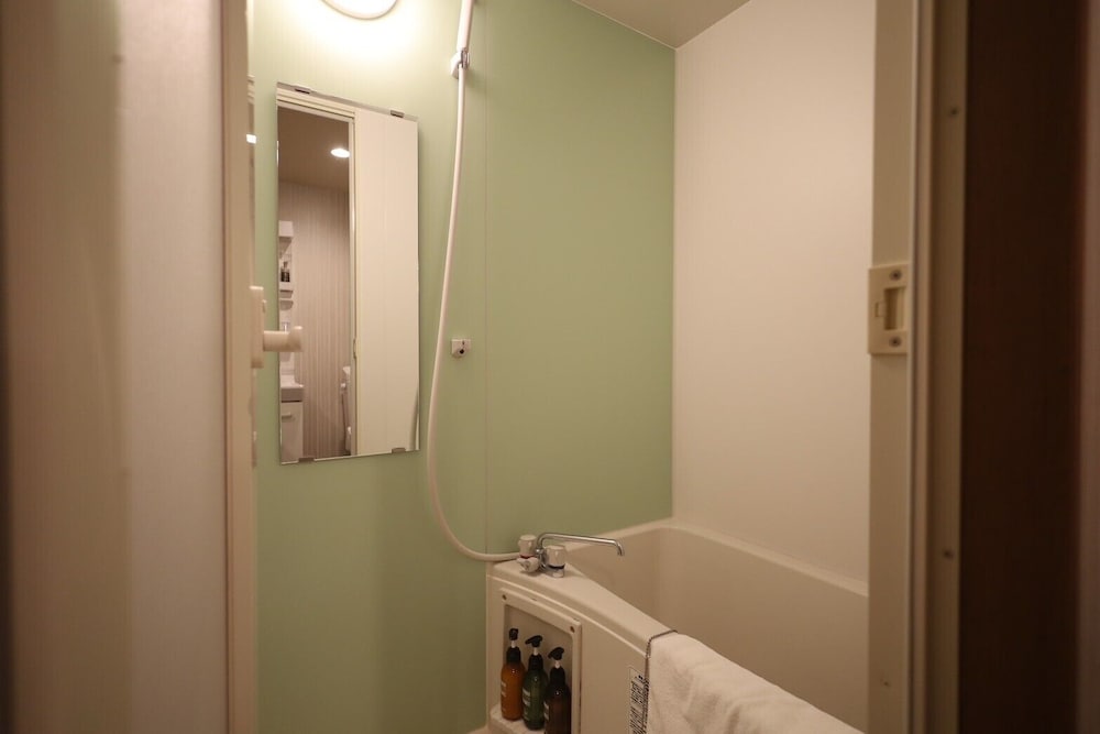 ベーシック ツインルーム バスルーム5 | Hotel the Point 清水五条