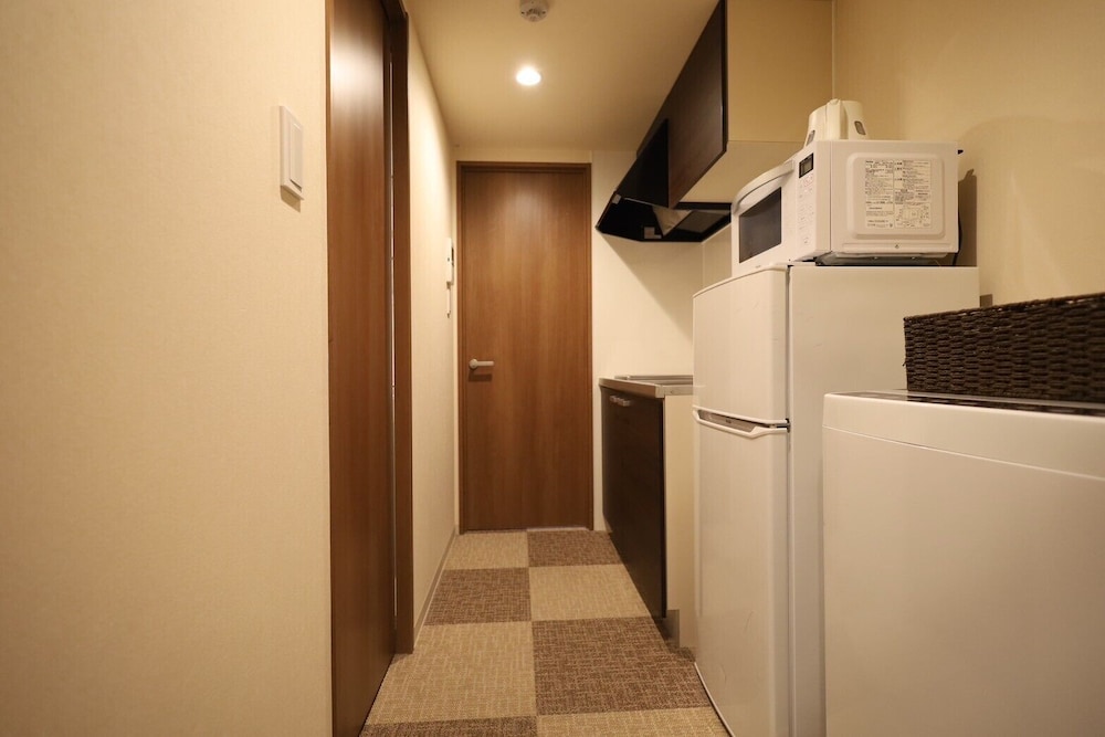 ベーシック ツインルーム 専用キッチン4 | Hotel the Point 清水五条