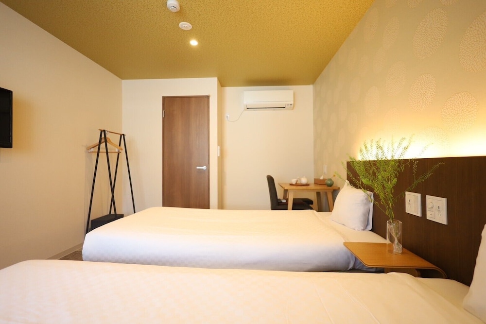 ベーシック ツインルーム 客室8 | Hotel the Point 清水五条