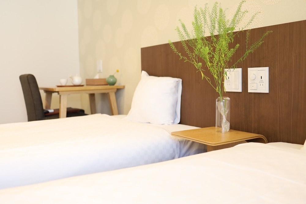 ベーシック ツインルーム 客室11 | Hotel the Point 清水五条