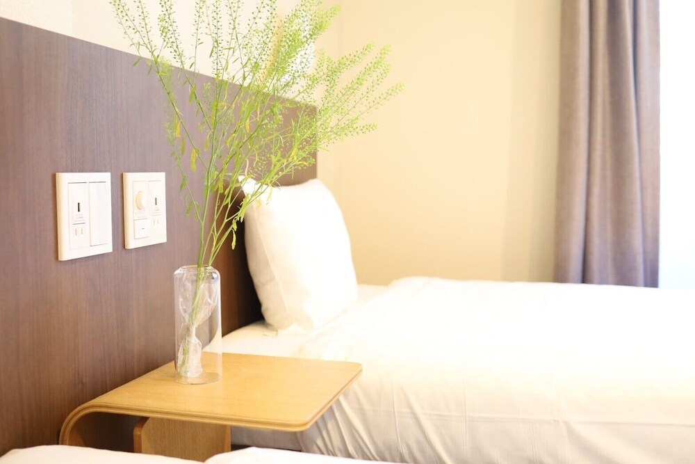 ベーシック ツインルーム 客室12 | Hotel the Point 清水五条