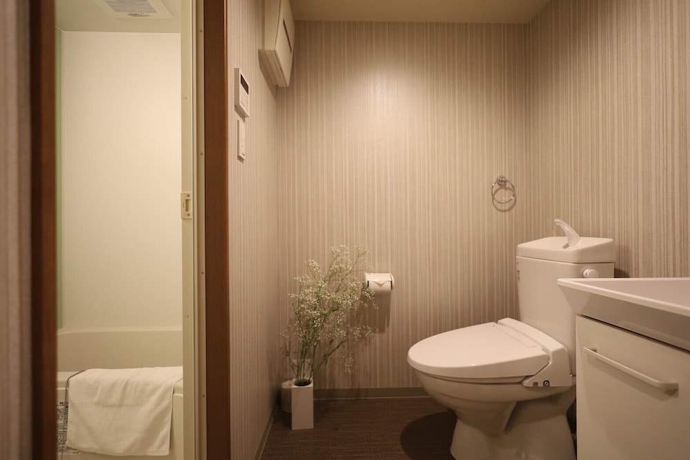 ベーシック ツインルーム バスルーム4 | Hotel the Point 清水五条