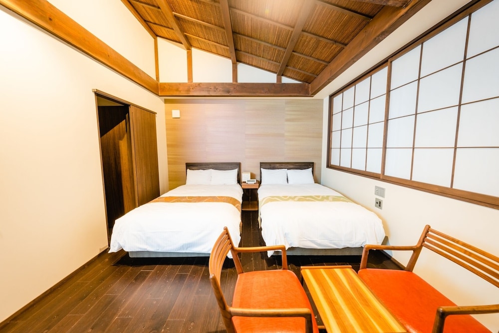 クラシック ツインルーム ベッド (複数台) 禁煙 専用バスルーム 客室3 | 楽々庵