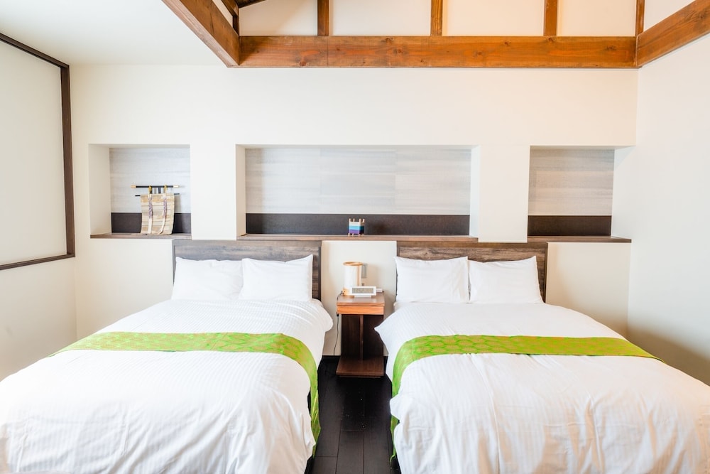 クラシック ツインルーム ベッド (複数台) 禁煙 専用バスルーム 客室1 | 楽々庵