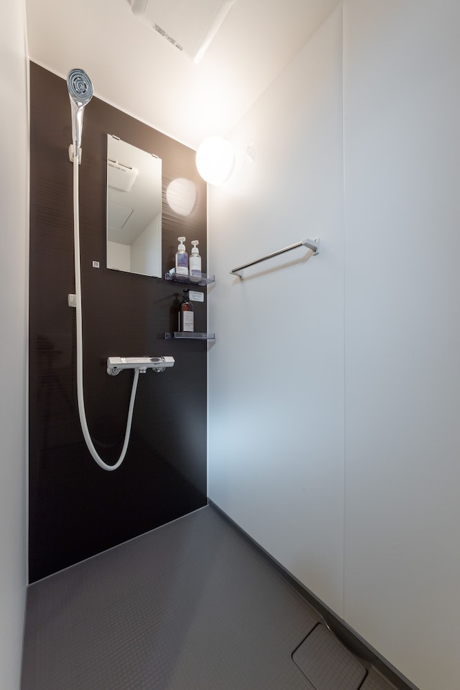 ラグジュアリー テント バスルーム2 | ヴィラヴァカンス浜名湖