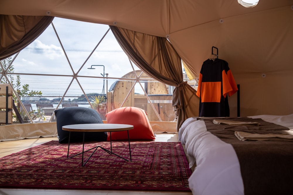 ラグジュアリー テント 客室1 | ヴィラヴァカンス浜名湖