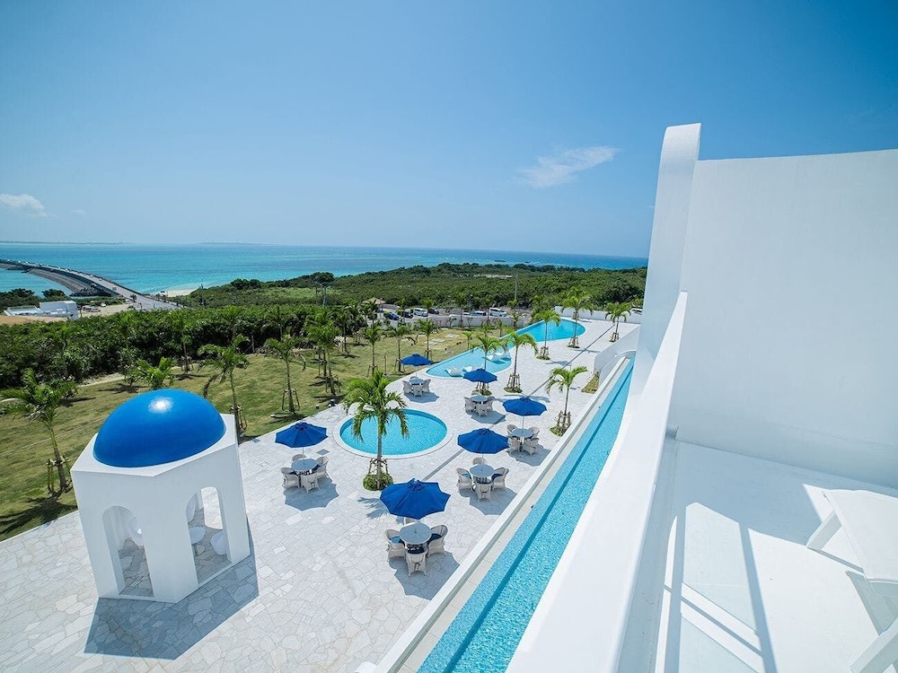 デラックス ルーム 禁煙 部屋からの景観1 | サントリーニ HOTEL&VILLAS 宮古島