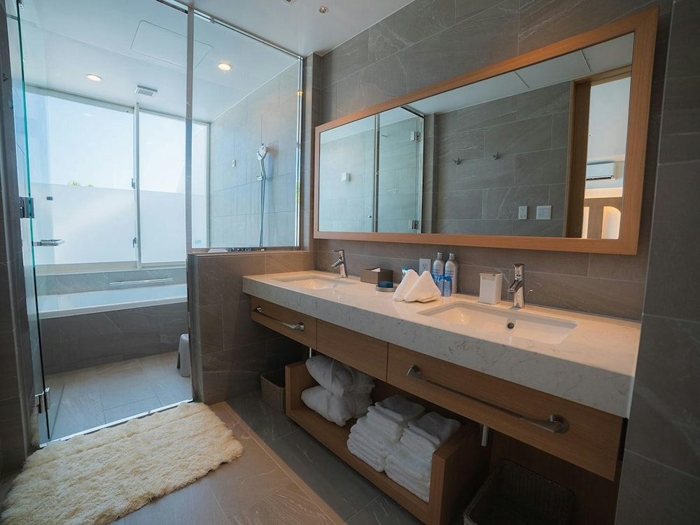 ロイヤル スイートA 禁煙 ジェットバス 客室6 | サントリーニ　HOTEL&VILLAS　宮古島