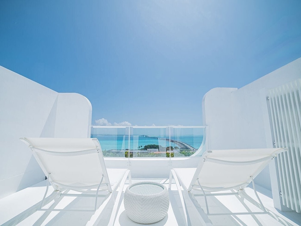 デラックス ルーム 禁煙 部屋からの景観0 | サントリーニ HOTEL&VILLAS 宮古島