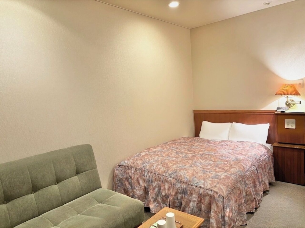 ダブルルーム ダブルベッド 1 台 禁煙 | 松江ユニバーサルホテル