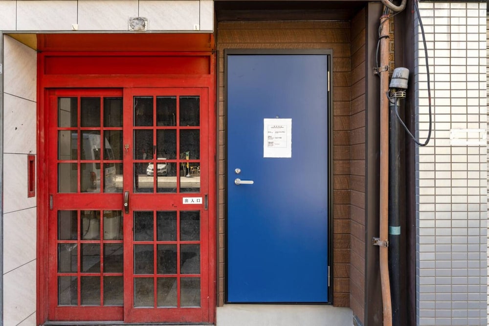 フロント1 | Matsuyamachi Bldg. 4F フロント1 | Matsuyamachi Bldg. 4F