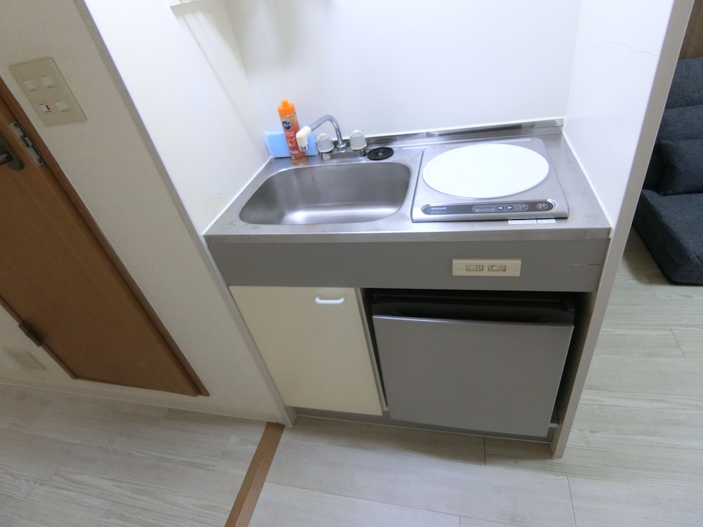 ベーシック ツインルーム 専用キッチン1 | 桜サンズホテル心斎橋