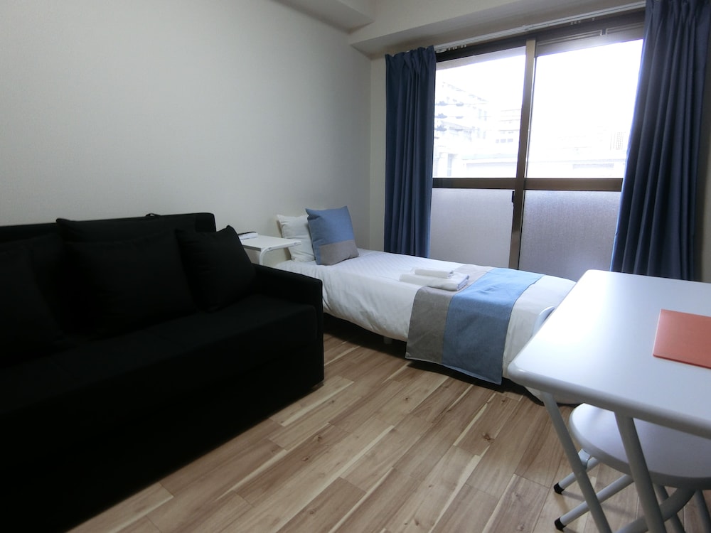 ファミリー スタジオ 客室1 | 桜サンズホテル心斎橋