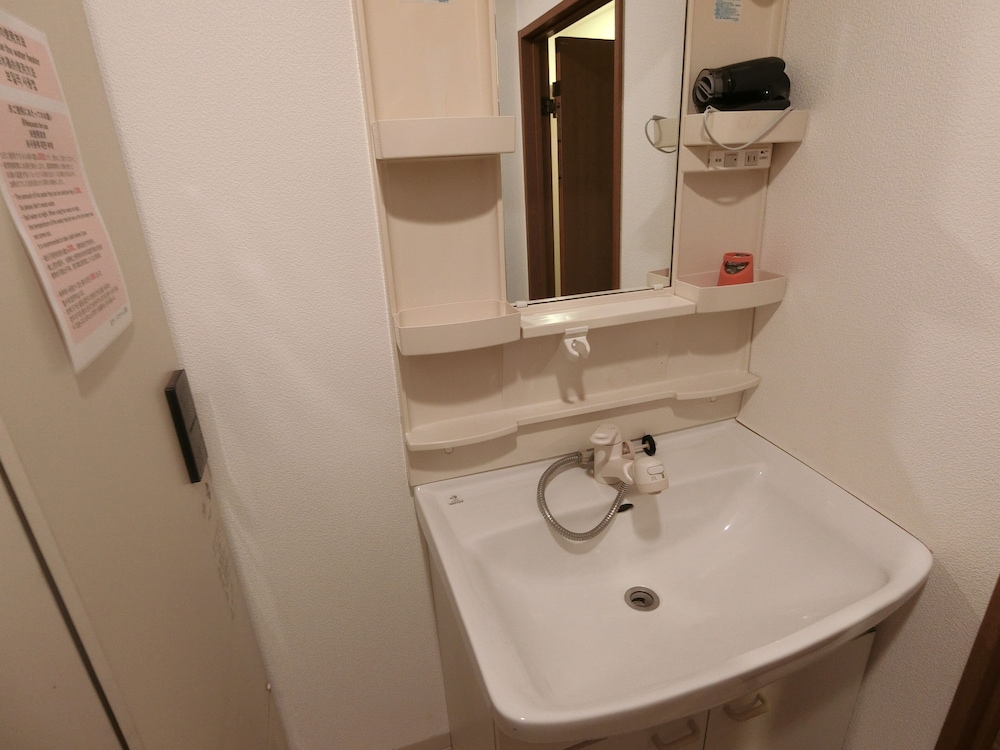 トリプルルーム バスルーム2 | 桜サンズホテル心斎橋