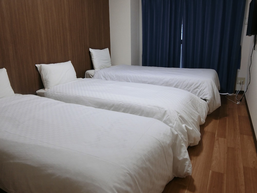 トリプルルーム 客室3 | 桜サンズホテル心斎橋