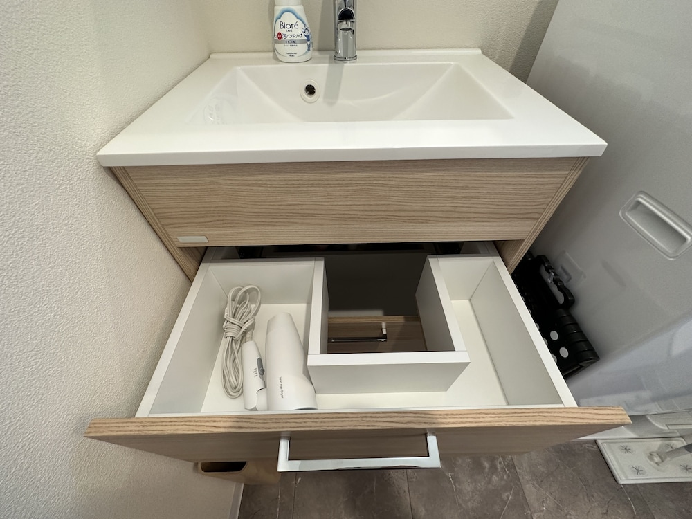 ベーシック/バーベキューグリル/プライベートドッグラン(ブルーム) 禁煙 バスルーム4 | Solana富士山中湖