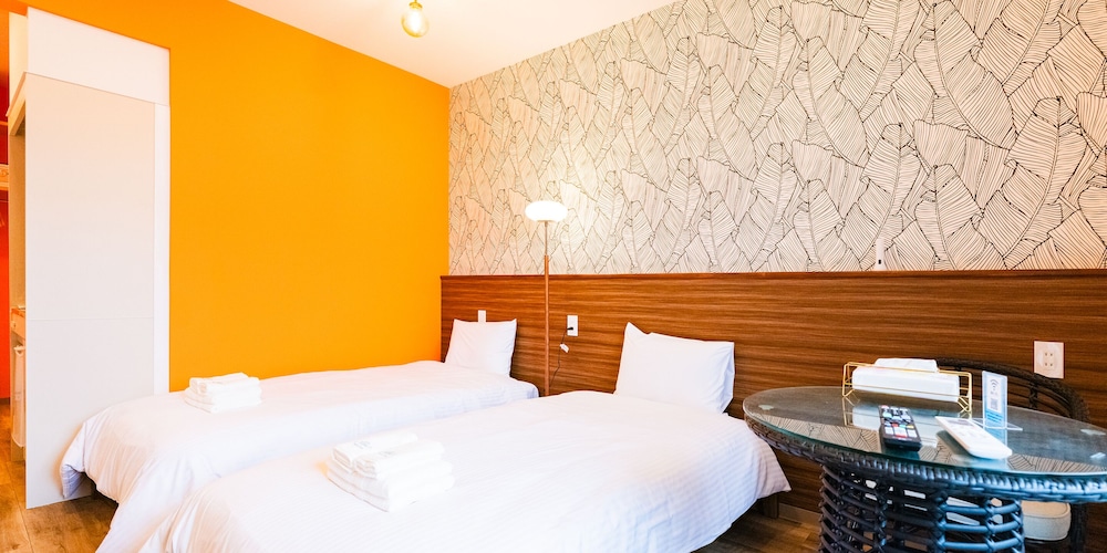 コンフォート ツインルーム 禁煙 客室10 | ランズコンドホテル宮古島