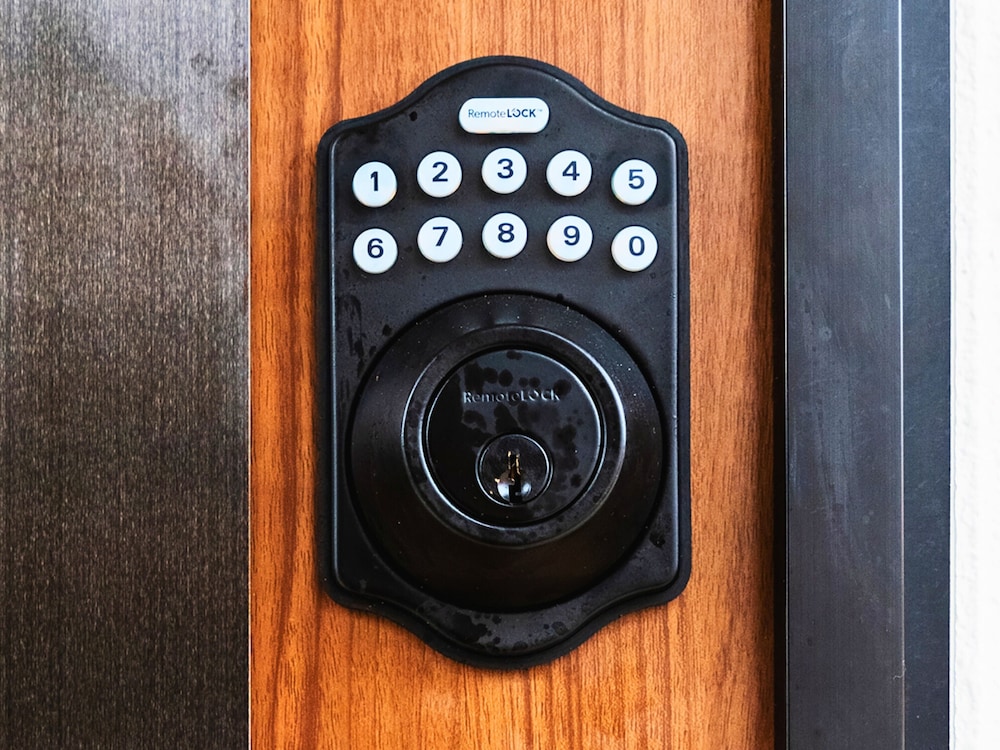 コンフォート ツインルーム 禁煙 客室37 | ランズコンドホテル宮古島