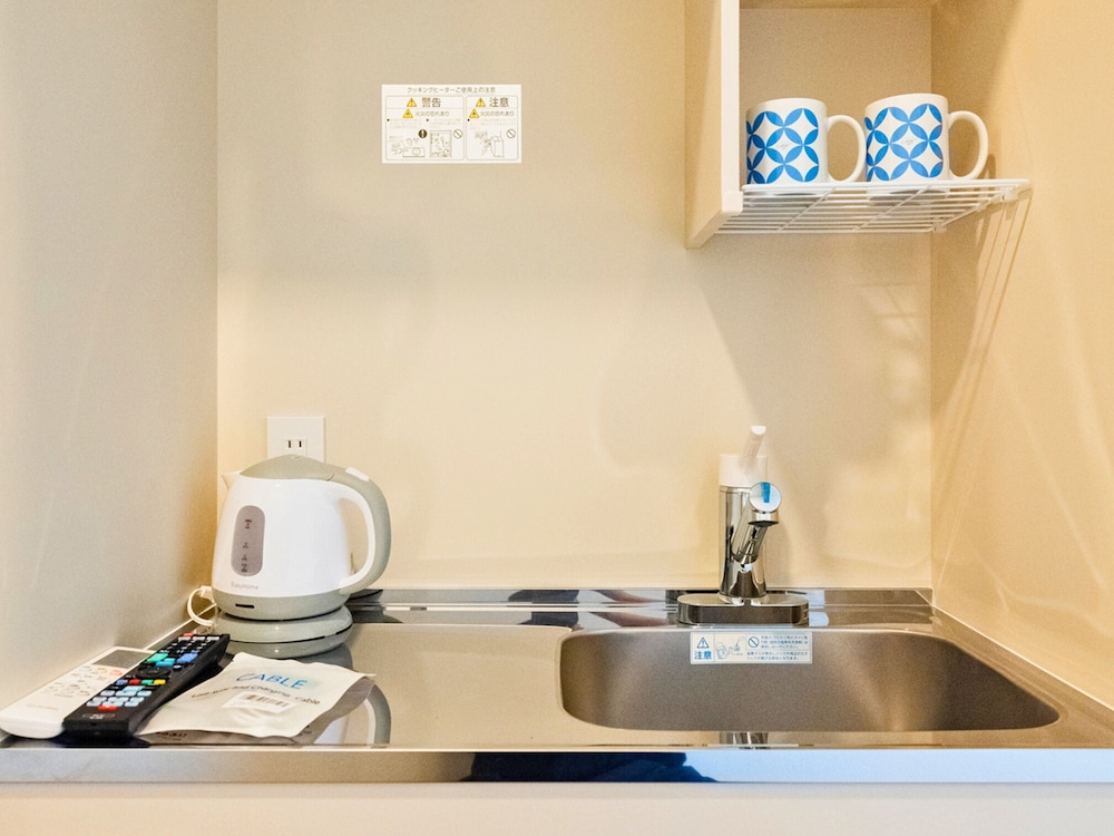 コンフォート ツインルーム 禁煙 専用キッチン1 | ランズコンドホテル宮古島