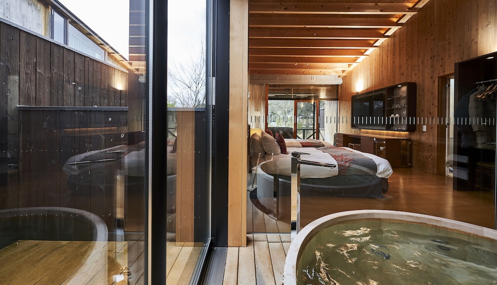 スーペリア ツインルーム | 山荘 天の里