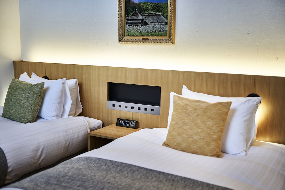 デラックス ツインルーム 客室2 | 山荘 天の里