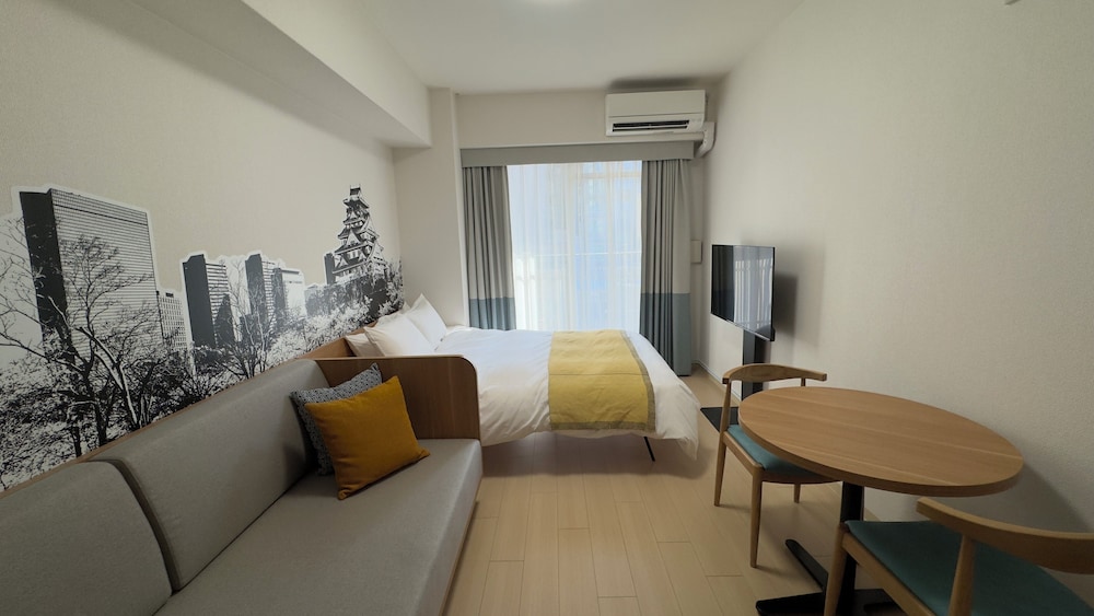 ダブルルーム501号室 禁煙 簡易キッチン (チェックイン22時まで / 毎日の清掃なし) 客室1 | yksi STAY & APARTMENT OSAKA