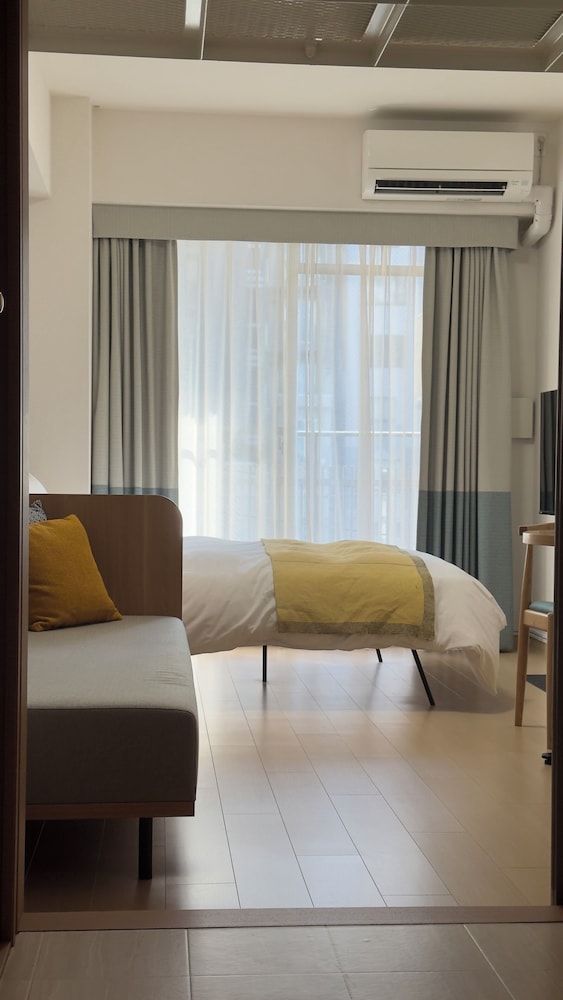 ダブルルーム501号室 禁煙 簡易キッチン (チェックイン22時まで / 毎日の清掃なし) 客室3 | yksi STAY & APARTMENT OSAKA