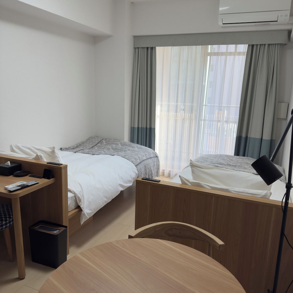 ツインルーム601号室 禁煙 簡易キッチン (毎日の清掃なし/3名利用時 布団を用意） 客室2 | yksi STAY & APARTMENT OSAKA