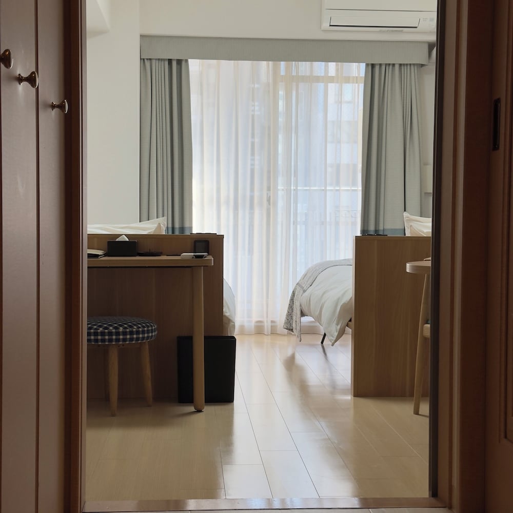 ツインルーム601号室 禁煙 簡易キッチン (毎日の清掃なし/3名利用時 布団を用意） 客室5 | yksi STAY & APARTMENT OSAKA