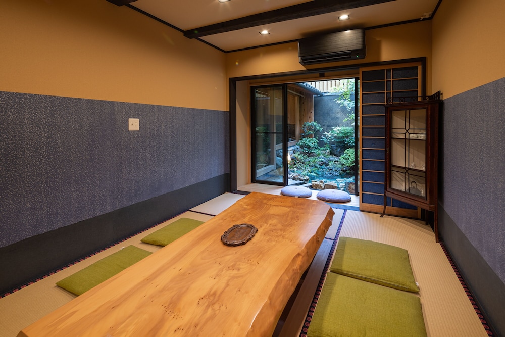 プレミア ハウス リビング エリア0 | 京恋 黄金屋