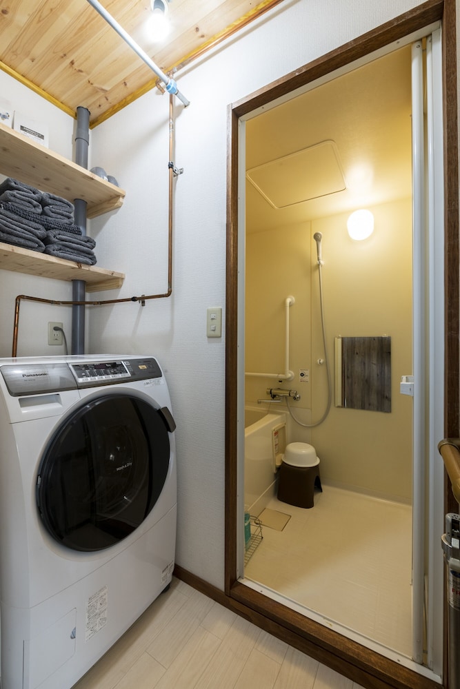 ベーシック ルーム バスルーム5 | YADOt Inn OTARU