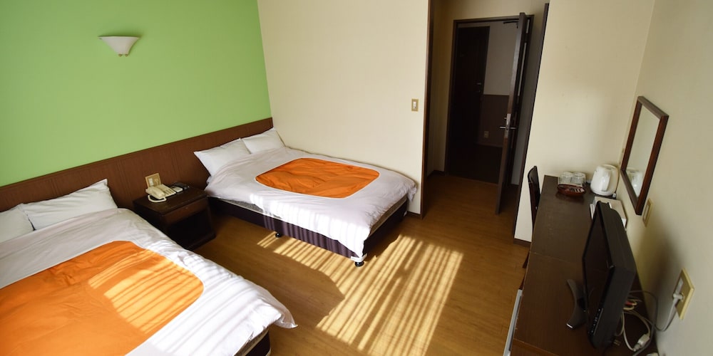 ベーシック ツインルーム 客室1 | おやど 心