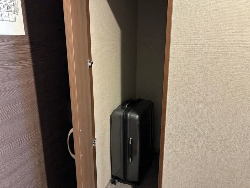 デラックス ツインルーム 客室10 | EZ HOTEL 関西空港 Seaside