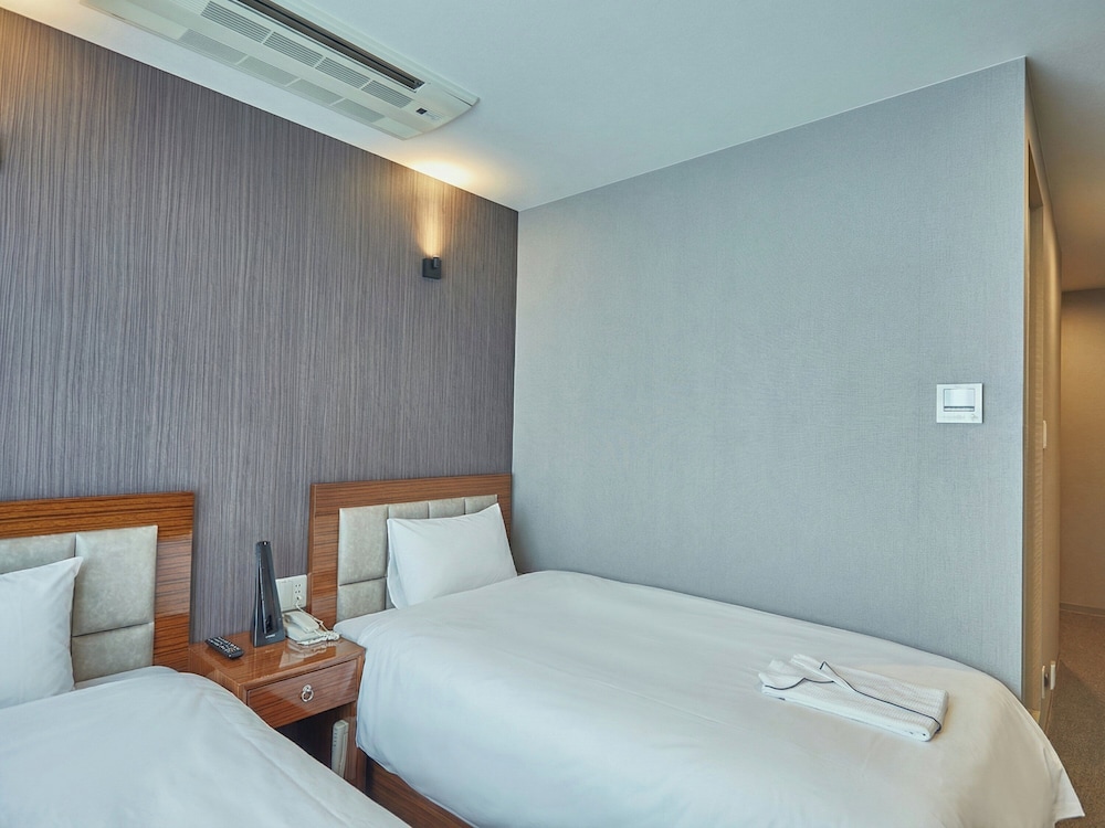 ツインルーム 客室5 | EZ HOTEL 関西空港 Seaside