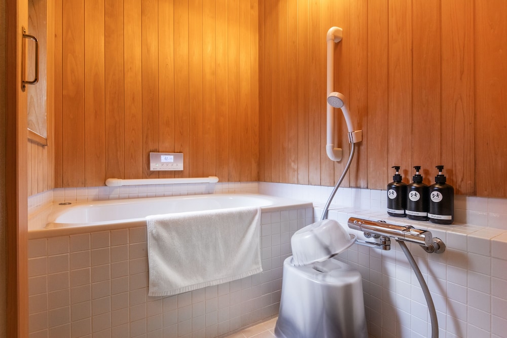 シティ ハウス バスルーム2 | Shiki Homes Machiya Mei 町家明