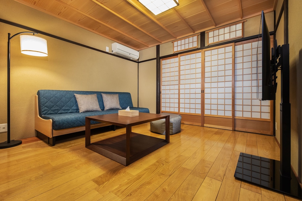 シティ ハウス リビング エリア1 | Shiki Homes Machiya Mei 町家明