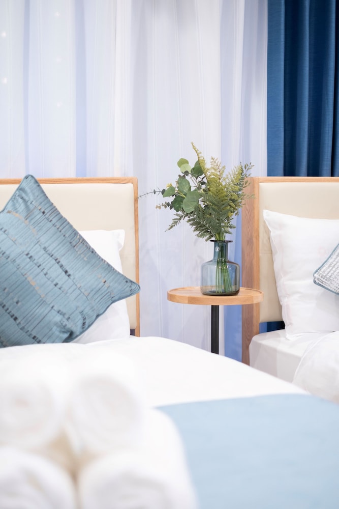 客室1 | THE PEAK SHINSAIBASHI